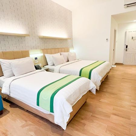 Hotel Wisata Niaga Campus Purwokerto Dış mekan fotoğraf